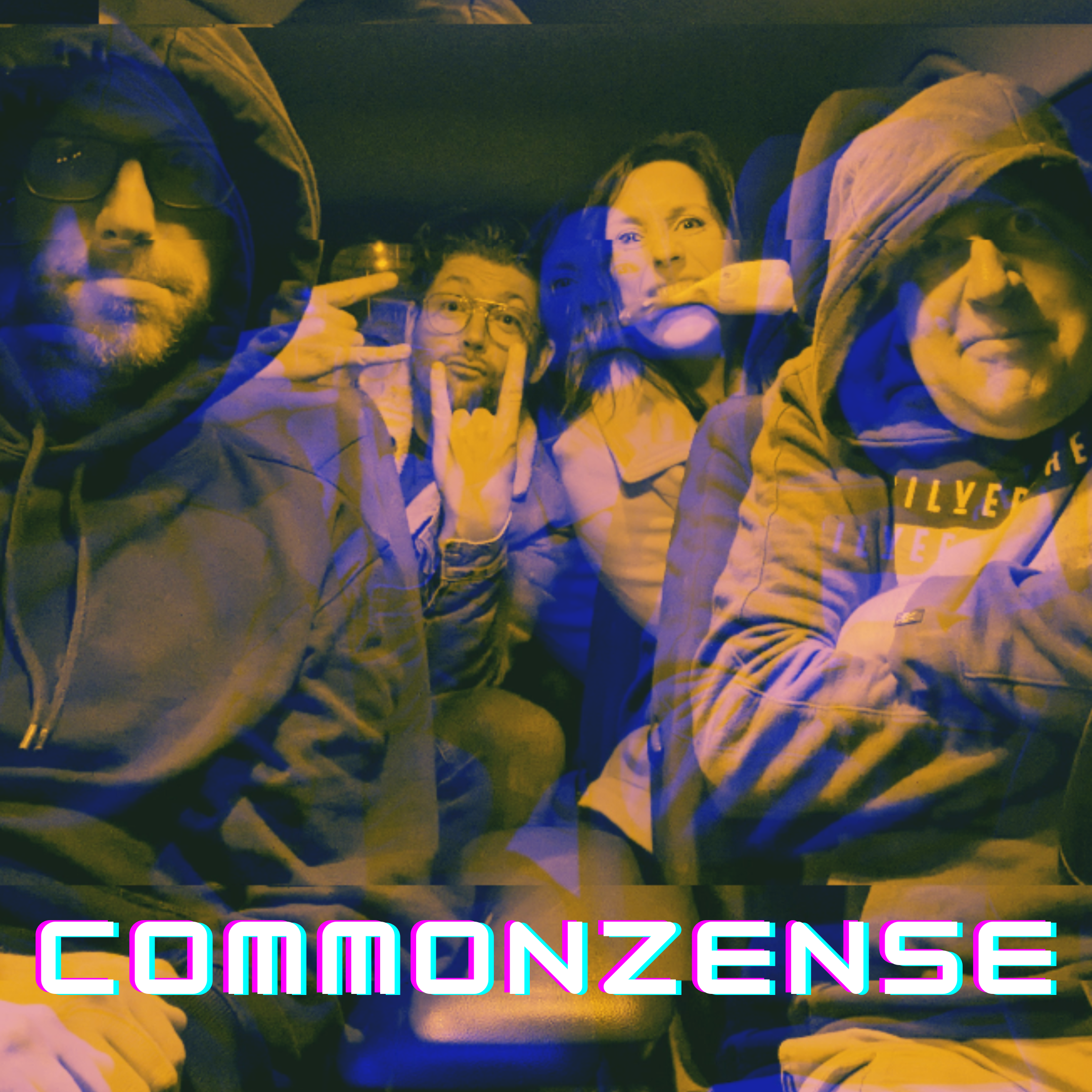 Common Zense backstage met glimlach